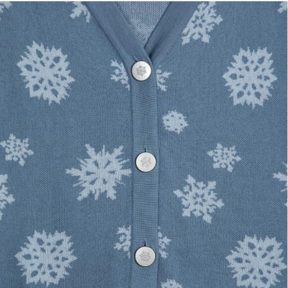 Disney Frozen Blue Snowflake Cardigan Sweater Size Large EUC P2P 23 Length 20.5 - Picture 2 of 9